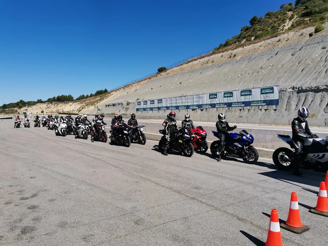 Parcmotor Castelloli Circuit track day motorcycle transport UK Spain